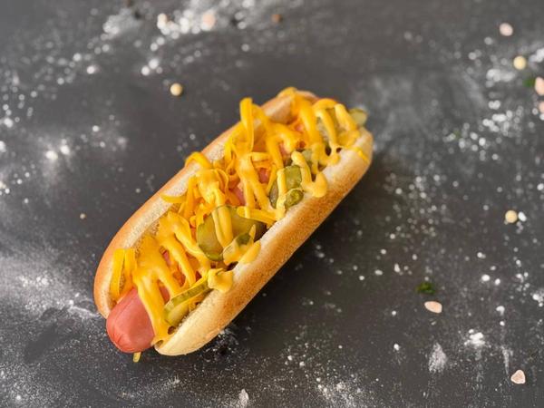 Cheesy Hot-Dog 225g